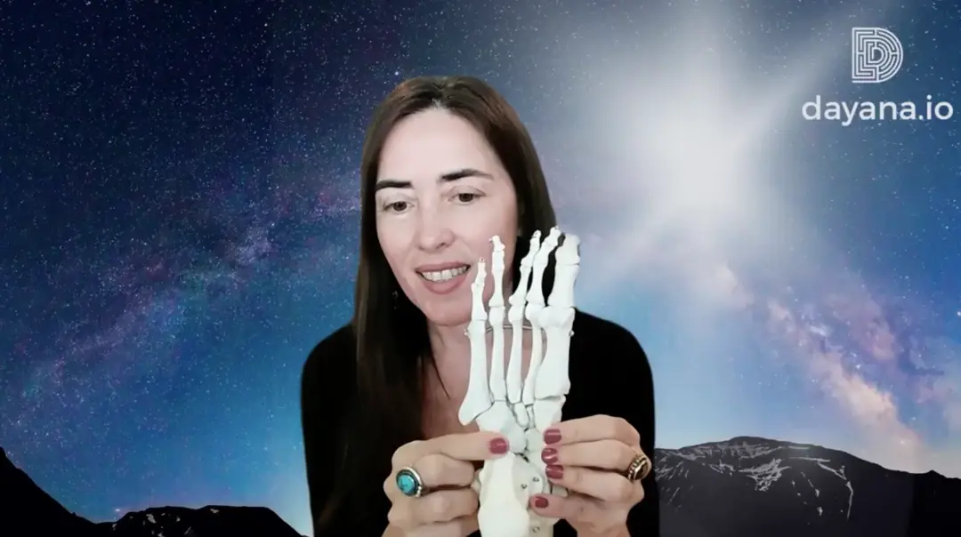 In a recent live session, meeting the foot's architecture right down to the bone.